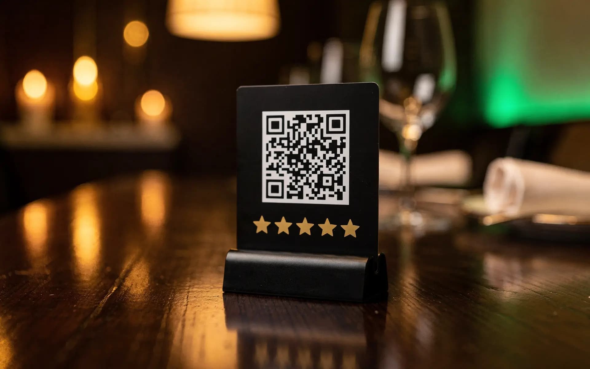 Veridaro QR-Code Tischaufsteller — Bewerte uns